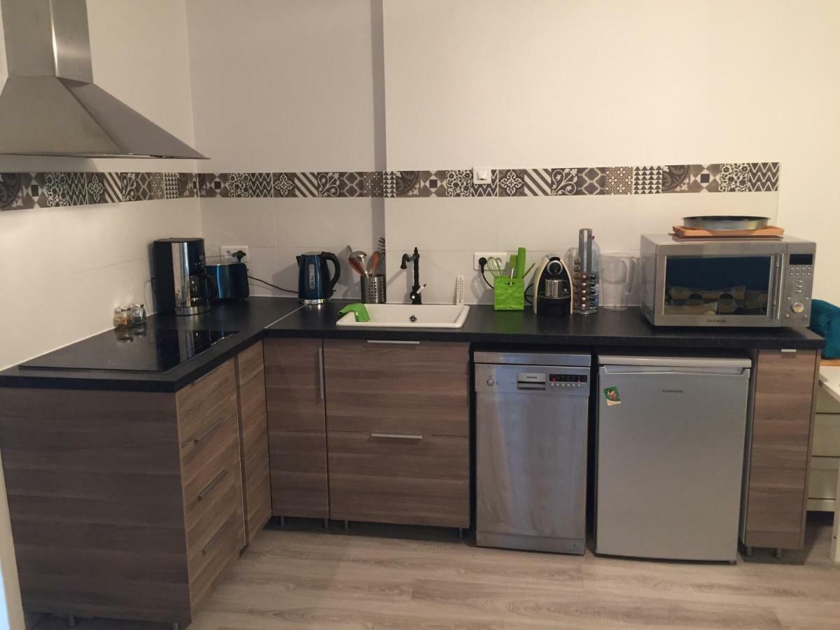 Les Meubles De Luchon - La Perle Bleue - Centre Luchon, Beau T2, 2 A 4 Personnes, Wifi Lägenhet Bagnères-de-Luchon Exteriör bild